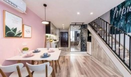 吃瓜贴墙上,墙上的瓜，谁先吃？