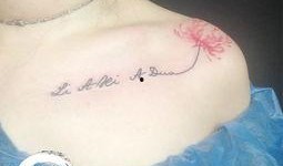 纹身女孩网红吃瓜,揭秘网络红人的幕后生活