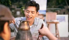 吃瓜爆料李现任嘉伦,与当红小生嘉伦甜蜜互动引热议