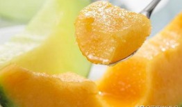 吃哈密瓜照片,甜蜜滋味，尽收眼底