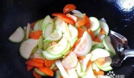 生茄瓜可以吃吗怎么吃,生茄瓜的食用方法与营养价值揭秘