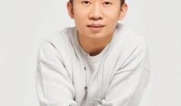 杨迪女友吃瓜,网友热议不断