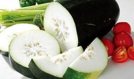 三面吃瓜,揭秘吃瓜群众的狂欢盛宴