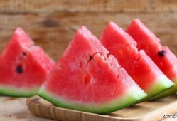 瓜婆娘吃西瓜,瓜婆娘的甜蜜西瓜之旅