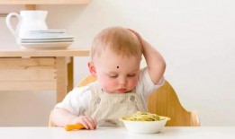 小米粒宝宝吃贝贝瓜,小米粒宝宝与贝贝瓜的甜蜜邂逅